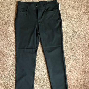 Brand New 34x32 Callaway Golf Pants